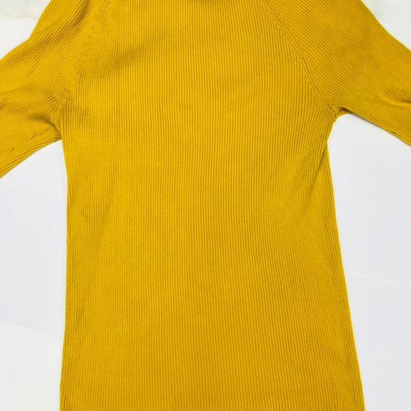 Carmen Marc valvo zipper detailed mustard sweater - Picture 7 of 8